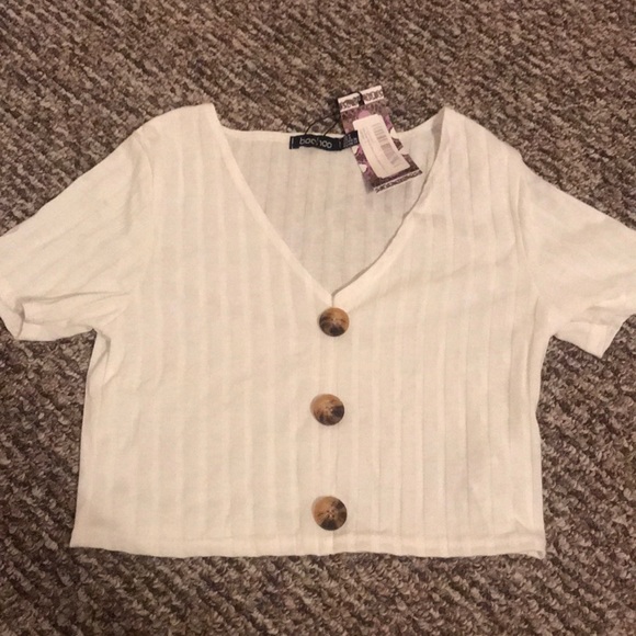Boohoo Tops - BOOHOO crop top